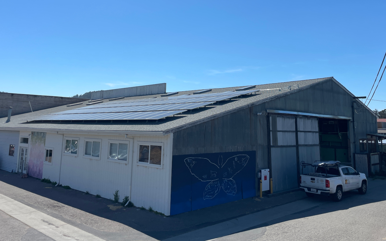 Tobys Feed Barn Solar Panels
