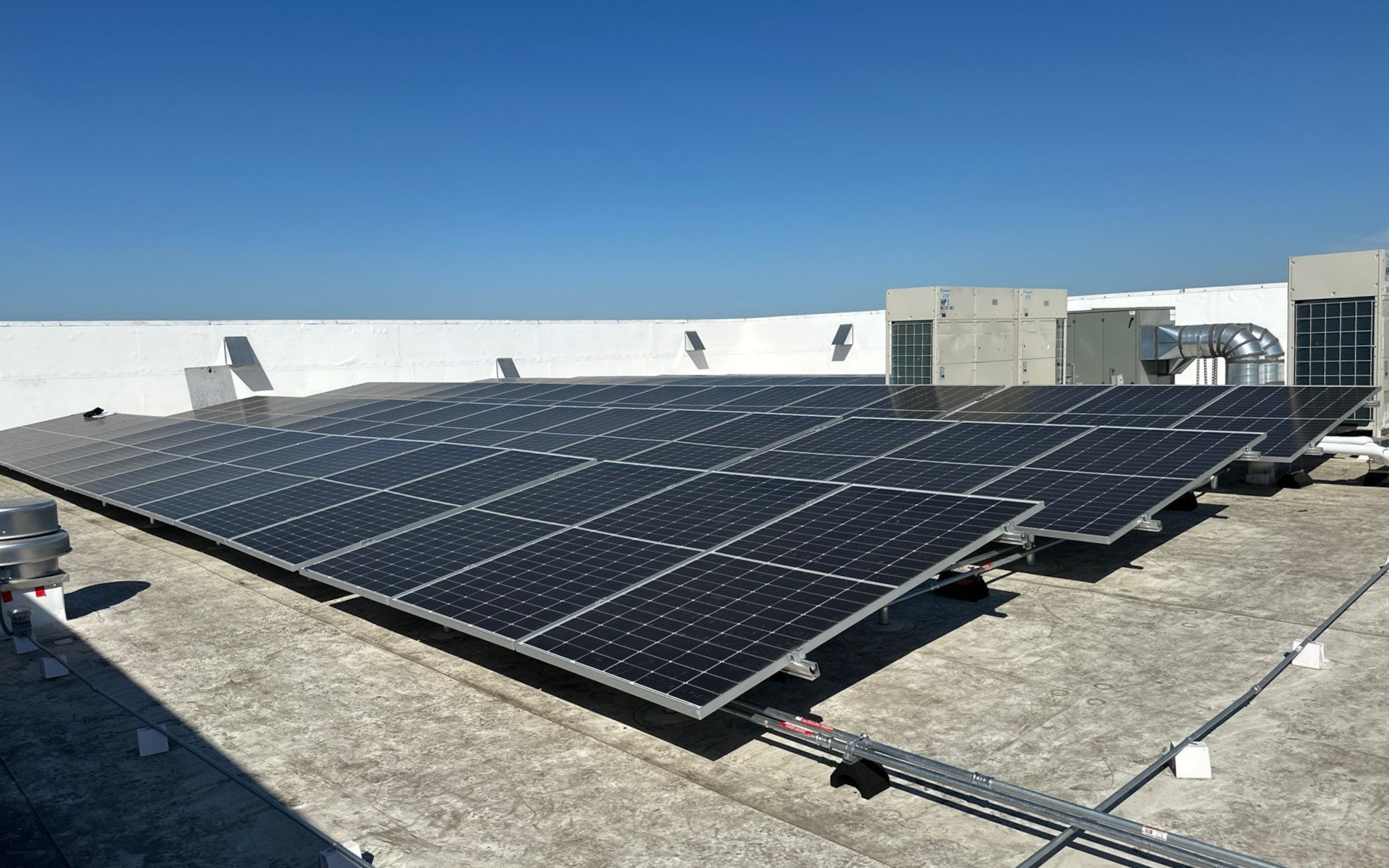 Los Coches Office Building Rooftop