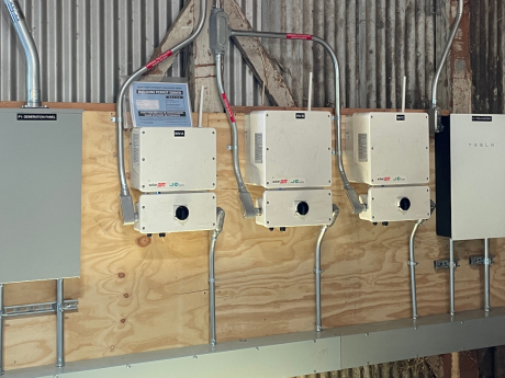 Tobys Feed Barn Inverters